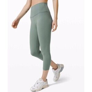 Lululemon Women’s Align Crop 21" Tidewater Teal Size 6 Very GUC Teal Blue-Green